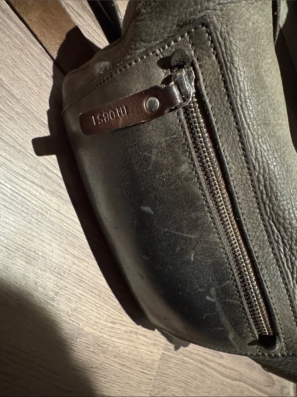 M0851 crossbody leather bag - Picture 5 of 9